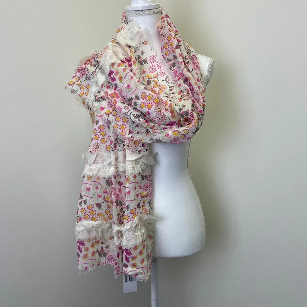NEW Vera Bradley 27'' x 66'' Wool Blend Oblong Ruffle Scarf Tulip Ditsy Floral